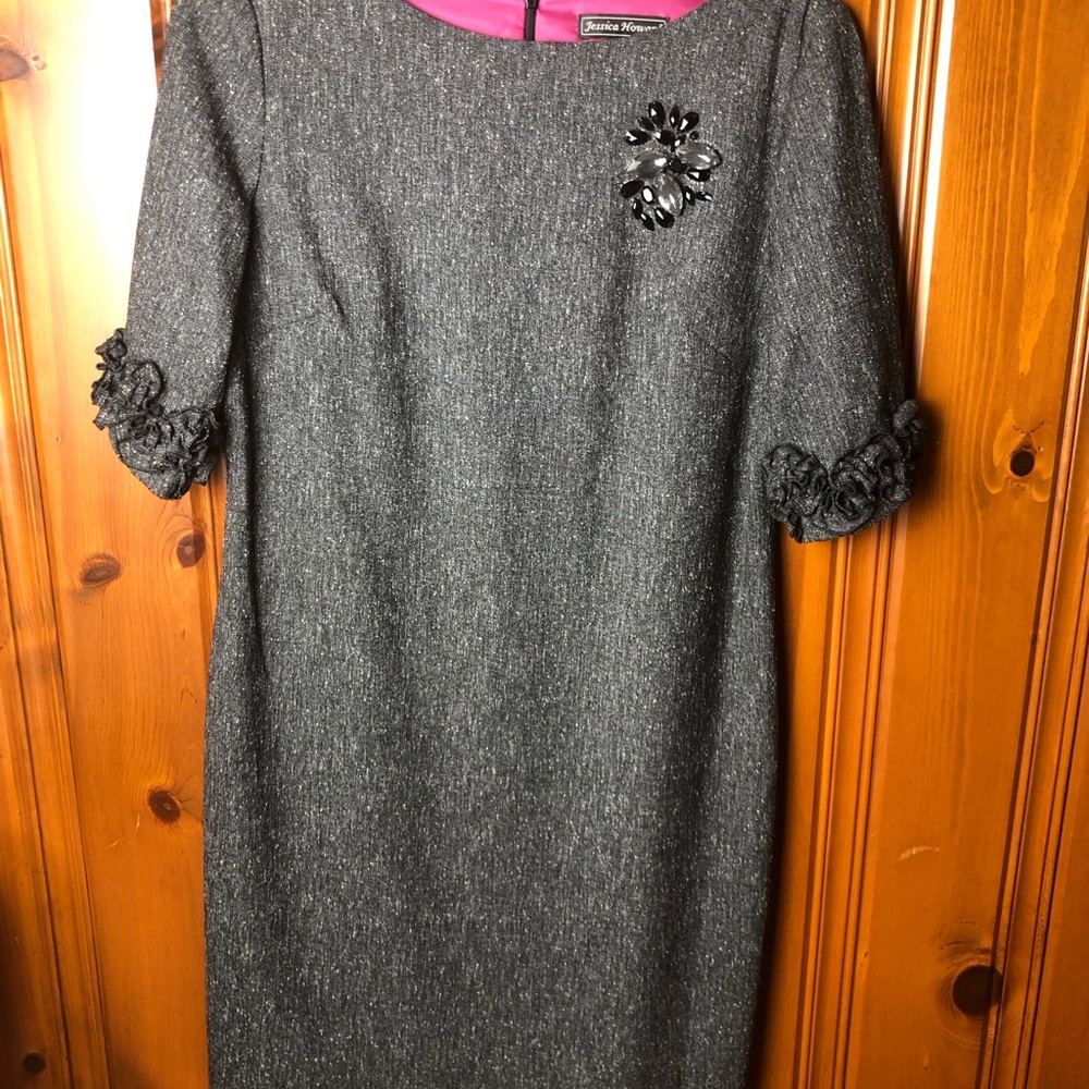 Jessica Howard Gray Midi Dress with Floral Detail
